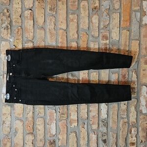 NWOT Zara Black Skinny jeans size 6